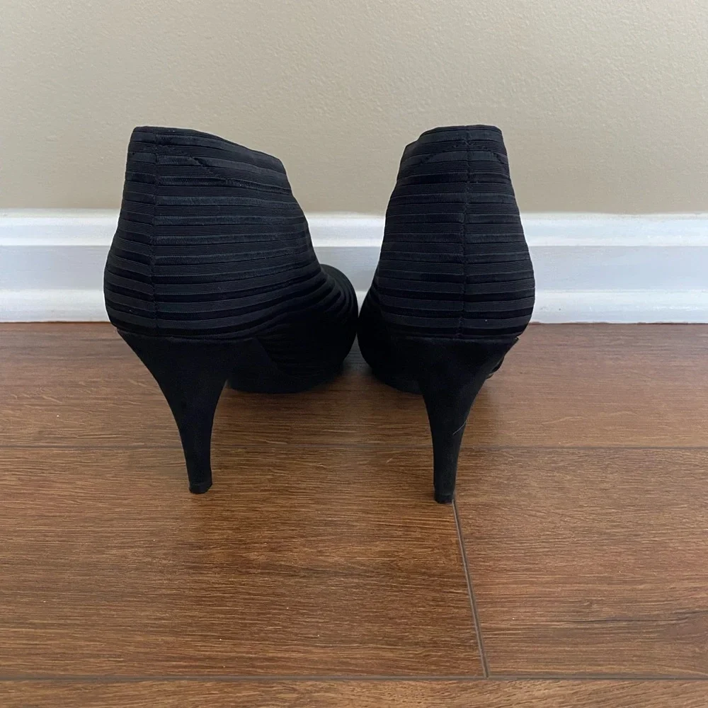 United Nude Black Women's Heels - Picture 4 of 6